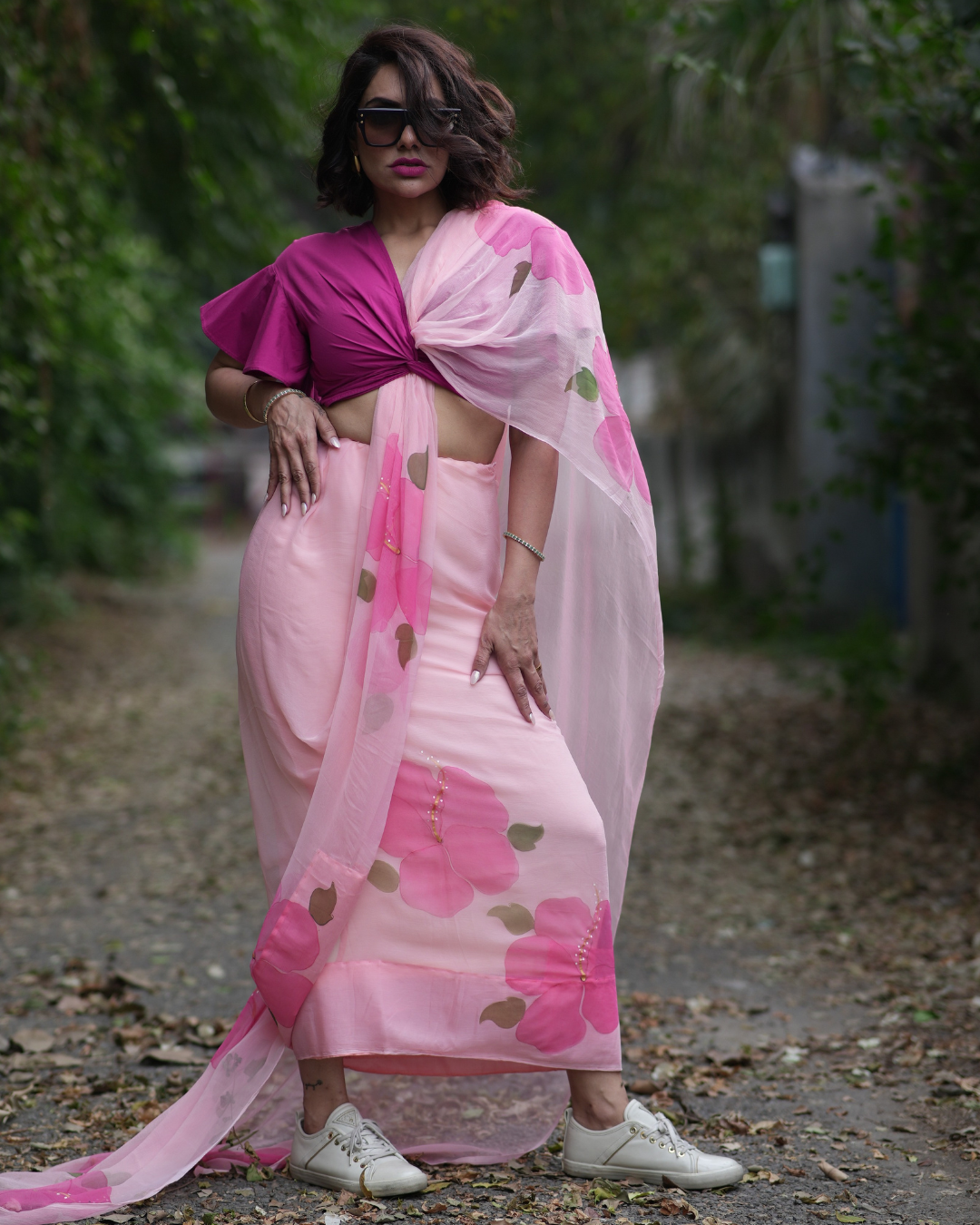 Hibiscus pink chiffon saree - Image 4