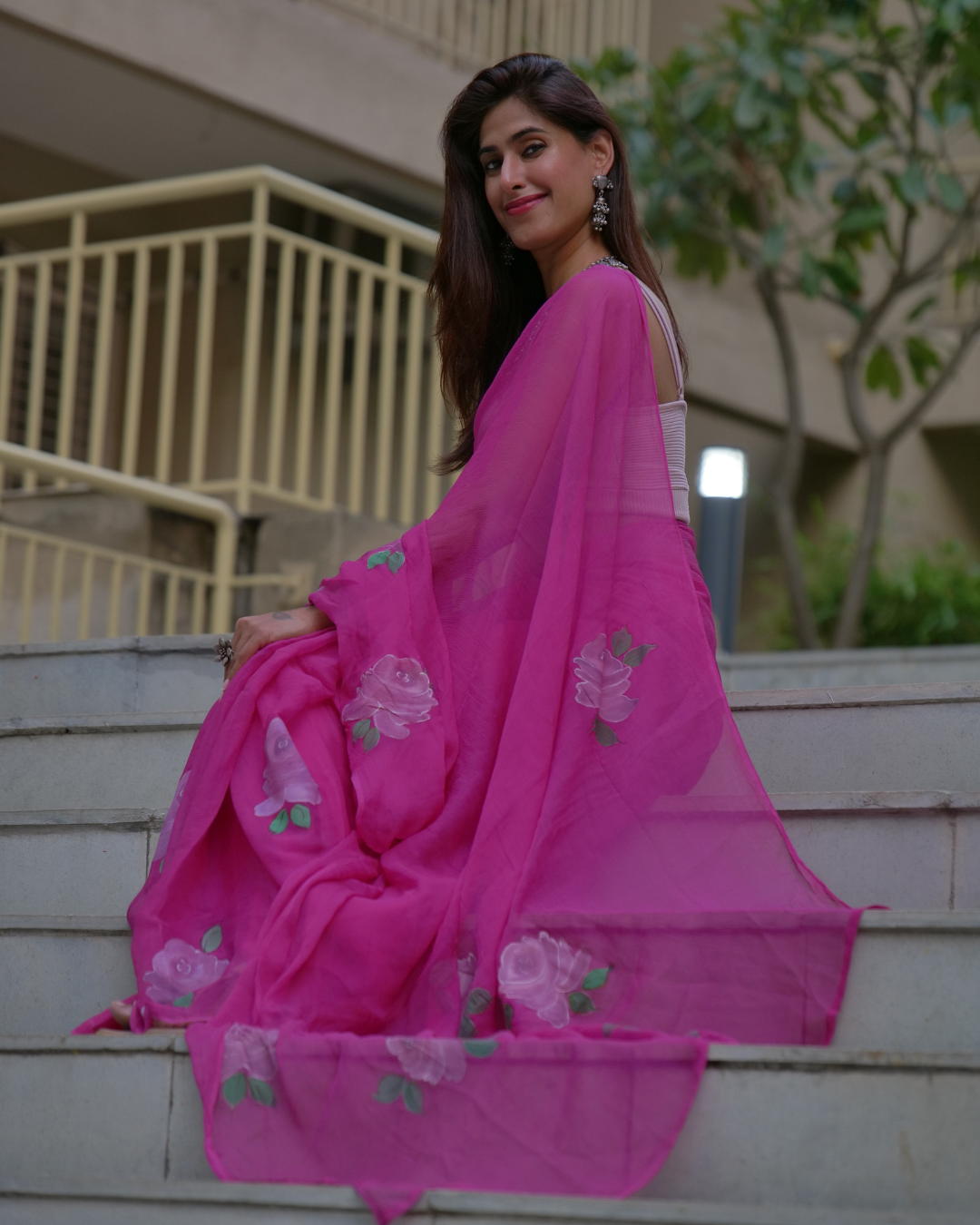 Rose magenta chiffon saree - Image 2